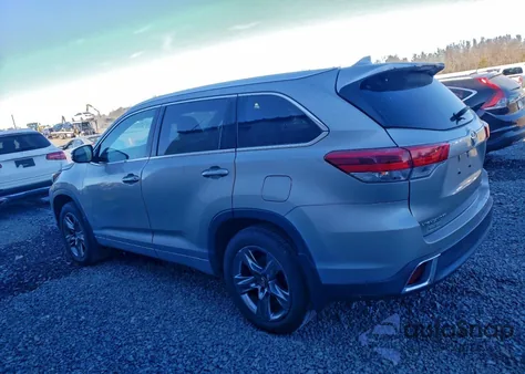 2017 Toyota Highlander Limited из США, поврежденный, VIN 5TDDZRFH8HS469256